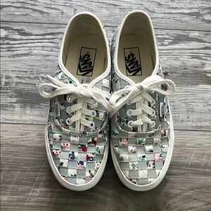 Super cute platform Vans